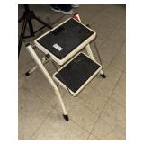 Poider 2 step stool