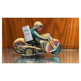 Vintage tin lithograph wind-up toy