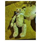 Heirloom bear made by Jan small