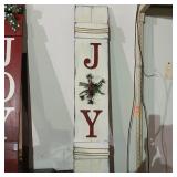 HG Ranch hand made white wooden Christmas sign