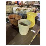 Lot of 4 vases/planters