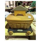 Noahs Ark basket pull toy