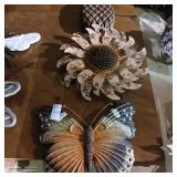 Double sided hanging mixed decor lot of 3