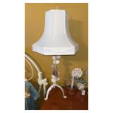 Decorative Vintage Table Lamp with Leaf Design