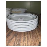 Set of 7 Pyrex tableware plates with green ring