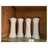 2 sets of vintage Tupperware hourglass S&P