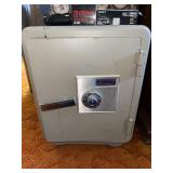 Sentry combination safe 17 X 23 X 23 in