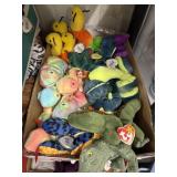 Lot of 21 insect and amphibian beanie babies