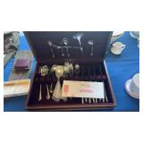 Oneida Flatware Set