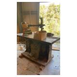 Green Lee Sanding Table