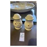 Lot of Pfaltzgraff Winterberry Salt and Pepper