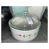 Pfaltzgraff Winterberry covered casserole dish