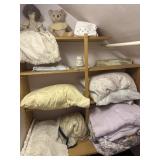 Lot of assorted linens, stuffed animals, bath