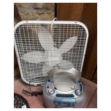 Holmes box fan and Phillips radio