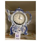 Blue and white porcelain teapot mantel clock