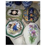 Lot of 4 decorative jewelry/trinket boxes - one