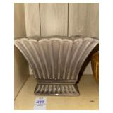 Vintage Haeger fan vase