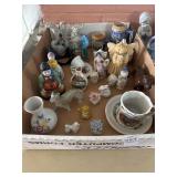 Flat of assorted collectibles