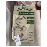 Vintage Imperial Satellite 127 3-way flash camera