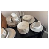 Kaysons Fine China Set