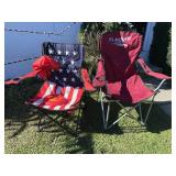 2 camping chairs & frisbee