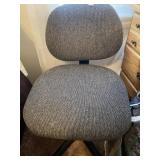 Wheeled desk chair