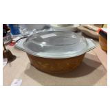 Pyrex Early American 1 1/2-quart oval casserole