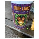 ROLL OF 1.5 CU. FT. PLASTIC BAGS