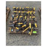 PALLET WITH ASSORTED BANJO VALVES