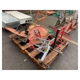 PALLET WITH ASSORTED STANDS AND REELS