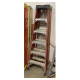 6' STEP LADDER