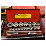 21 PIECE 1' SOCKET SET, SAE