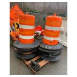 (8) TRAFFIC BARRELS