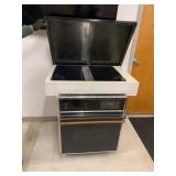 OLDER RANGE WITH STOVETOP