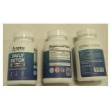 case of 135 bottles of 60 capsules Daily Detox dig