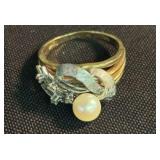 14K Yellow Gold Pearl Ring (Size 8.25") (App. 1")