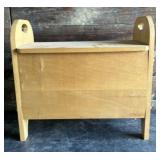 Small Storage / Sewing Bench - 11"x19"