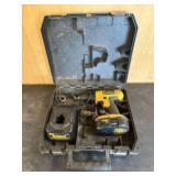 1/2" DeWalt Cordless Drill/Driver With Battery, Ch