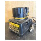 DeWalt Charger With Battery 6"