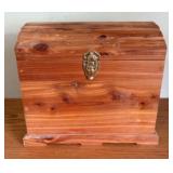 Petite Cedar Chest With Tray 10"X14"X12"