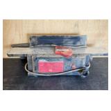 Master Mechanic 4-1/8" Bench Jointer 8"X25"