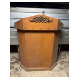 Vintage Decorative Podium 40"X47"