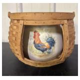 Rooster Bean Pot With Lid In Carrier Basket 11"X10