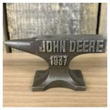 Cast Iron John Deere 1937 Anvil 4.5"X3"