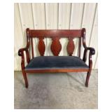 Victorian Or American Empire Style Mahogany Settee
