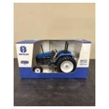 1/16 Scale New Holland 5635 Die-Cast Tractor, part