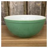 Vintage Pyrex Primary Green Mixing Bowl 8.5"X4"