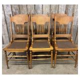 Lot Of 6 Antique Oak Spindle Back Chairs With Carv