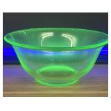 Vintage Uranium Glass Large Mixing Bowl 9.5"X5"