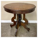 Antique Victorian-style Parlor or Side Table showc